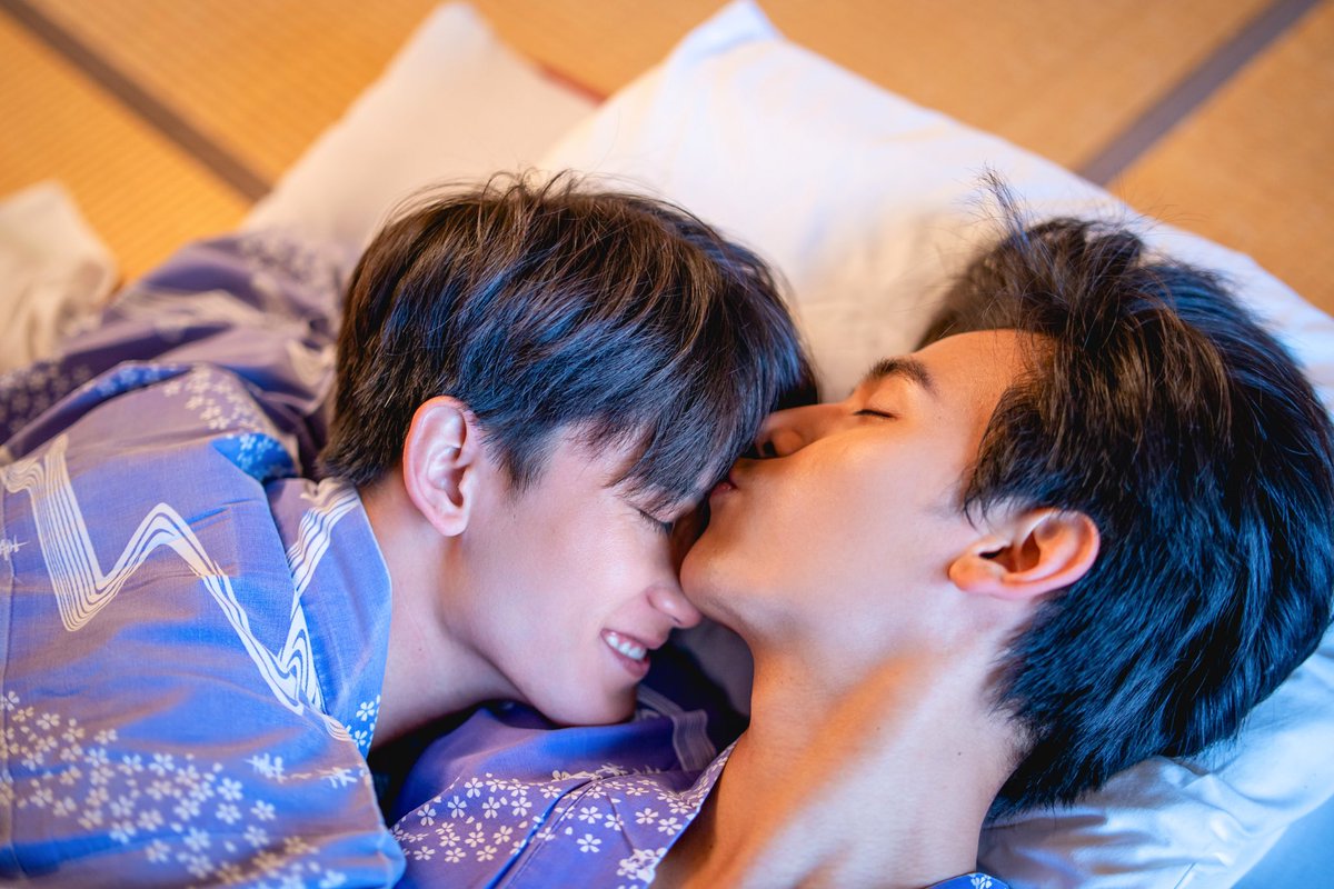 firstfh5's tweet photo. สำหรับผมคงชอบช่วงนี้ที่สุดใน #BMSSep9 คับ เหมือนทั้งงาน ทั้งความหนาว ทั้งความสับสนจากเพื่อนเก่า เพื่อนใหม่ มันทะลุกันเข้ามาหมดเล��� แต่ความรู้สึกแย่ๆทั้งหมดมันหายไปแค่เค้ามาหา คนที่ใช่ในเวลาที่ใช่ดีที่สุด 💚🧡 https://t.co/LnpHh0Y0k7