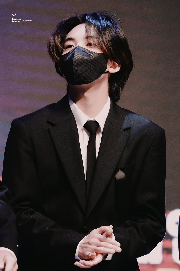 VvgirlgirlvV's tweet image. 진짜 결혼식 하객 느끼임..