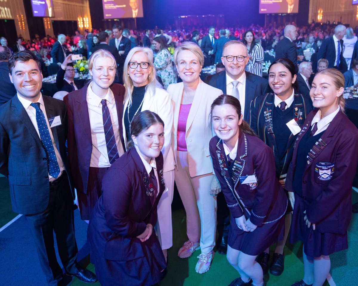 The future I want for this country is designed and built by Australians using the resources we have right here, in Australia. 

And WA has a huge part to play in making that happen.