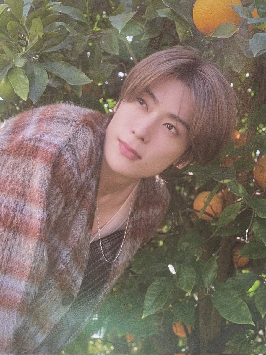 oh god, Jaehyun is so dreamy