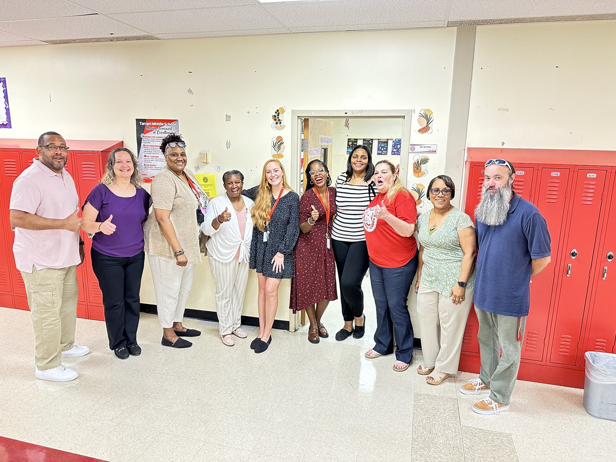 TarrantMiddle's tweet photo. We had a successful first day of school ! Thank you Divine Nine for cheering on our students. Thank you admins, teachers, and staff for supporting our students today. #WeareHCS @educator_rucker @cmomont8 @TandieTaliafer1 @HamptonCSchools https://t.co/eObjLyXwaS