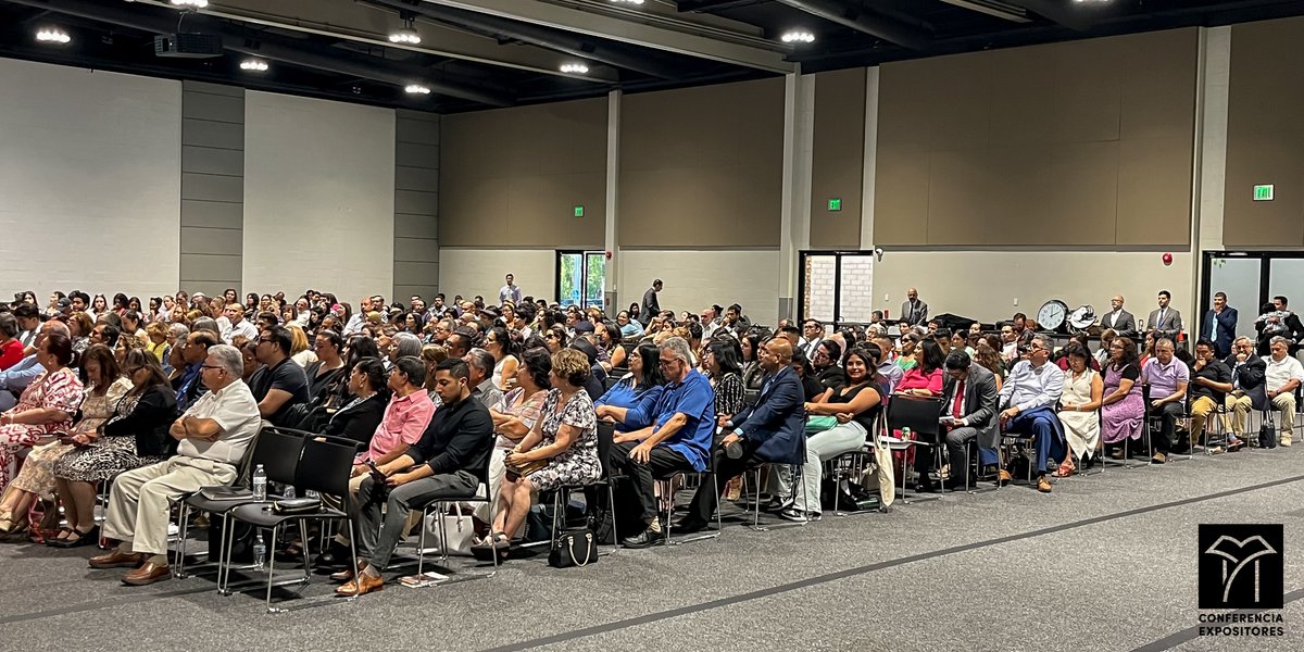 ConferenciaExp's tweet photo. Más de 300 hermanos voluntarios de Grace Community Church se reunieron este fin de semana en preparación para la conferencia Expositores 2023. ¿Podrían unirse a nosotros para orar por ellos? https://t.co/v2bKZNSEul