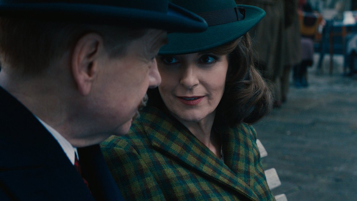 Fandango's tweet image. Discover the truth 🕵️‍♂️ Experience #AHauntingInVenice in theaters September 15! Head here to watch the trailer &amp;amp; sign up for Fan Alerts!👇
fandan.co/AHauntingInVen…