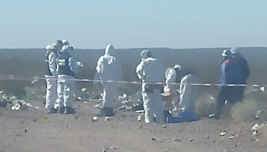 desaparecidaorg's tweet photo. Lamentamos mucho informar que fue localizado el cuerpo de Silvia Cabañares. LA MATARON !!!, y tiraron su cuerpo en un basural, en Las Perlas, #Neuquen. Presentaba signos de haber sido apuñalada. Pedimos #Justicia y que se detenga al femicida!. #Justicia QEPD Silvia 😔💜 https://t.co/1npBx5Qxd2