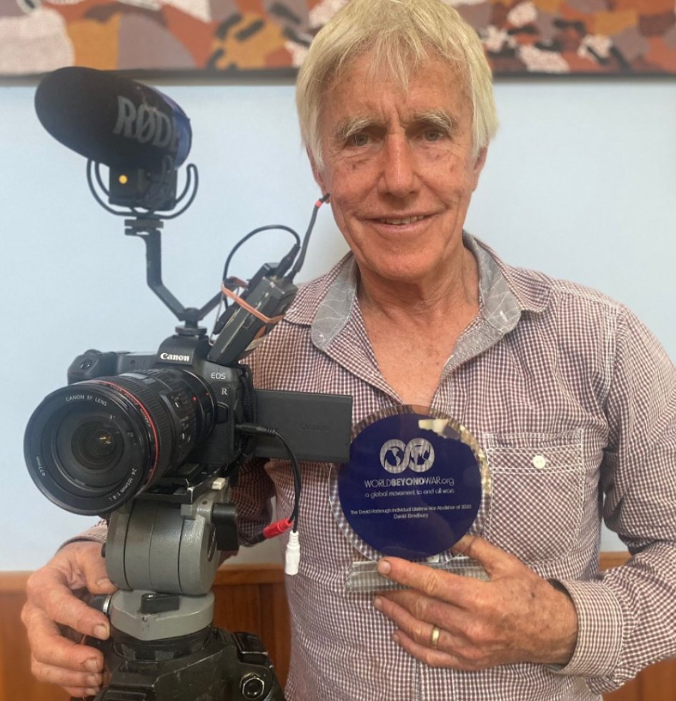 wagepeaceau's tweet photo. Best wishes to our friend David Bradbury who has won the David Hartsough Individual Lifetime War Abolisher Award. 
Wage Peace has also won a War Abolisher Award for our creative disruption of Land Forces weapons expo in 2021 and 2022. 
#Abolish #AbolishWar
https://t.co/lo0eKAP302 https://t.co/uQymPsFKJv
