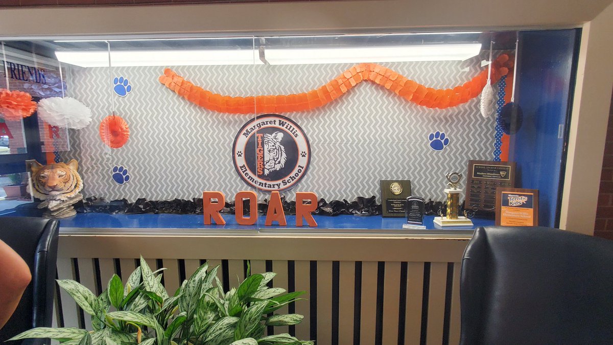 LisaSnow4U's tweet photo. Welcome yo Margaret Willis Elementary 
#MWESTIGERS https://t.co/Hy8clV9WLS