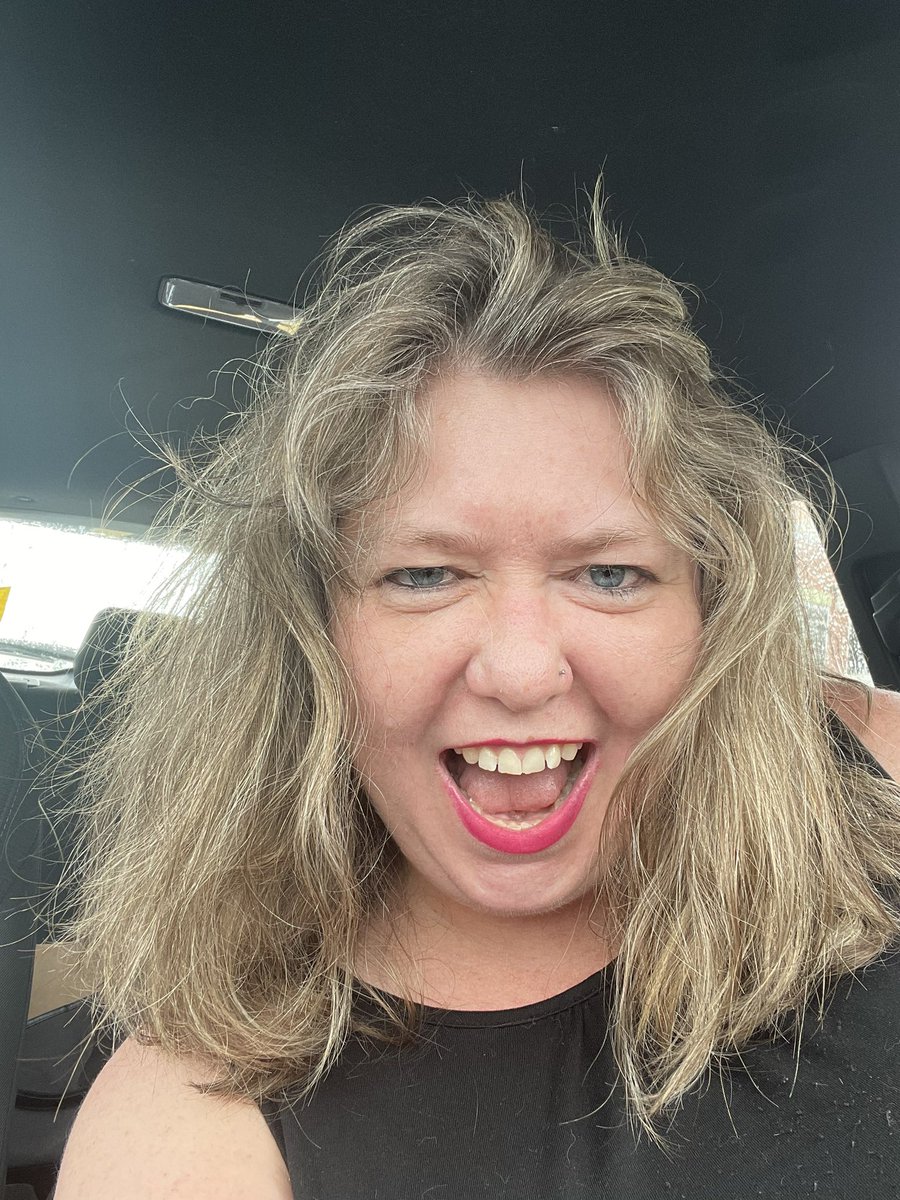 mstockley75's tweet photo. @MillerG_2021 @LisaUnd30631795 Spread your smiles they will become infectious like A pandemic. #takeoffthemask #liveagain remember #ASuperWomentoldme2 🧠🥊

#Thenovascotianway #NovaScotiaStrong #TogetherWeCan #invisabledisabilities #disabilitystrength #uniqueness https://t.co/HZhdFRhfT2