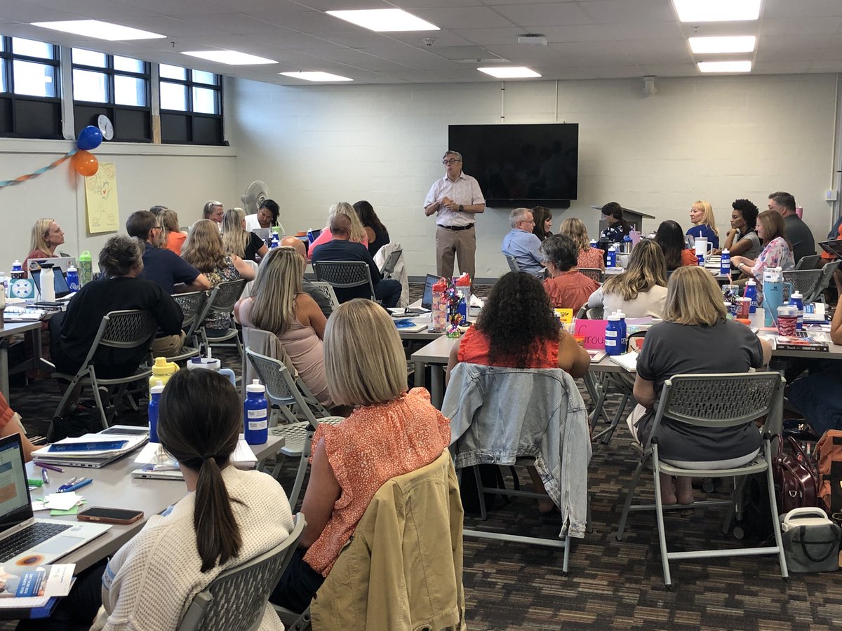 bcps_par's tweet photo. Thank you to Carla Simons for speaking to CTs about certification options in order to better assist our uncertified teachers, and to Dr. Bernie McCann for speaking to CTs about the Employee Wellness Program (EAP) in BCPS. #certification #EAPWellness #TeamBCPS https://t.co/OYOcCWRz8P