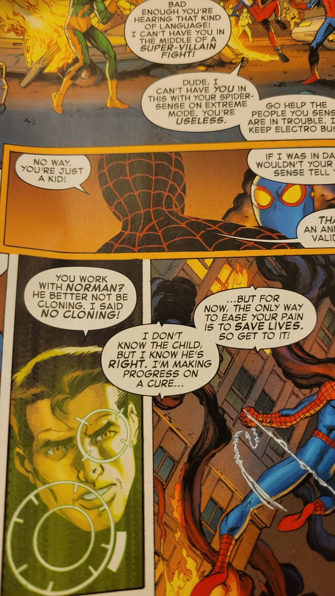JustinOrf1's tweet photo. @DanSlott @realmarkbagley @delgaduck why does Spidey's suit turn black with red stripes for a panel in Spider-Man #10? https://t.co/IiEyg9jT0d