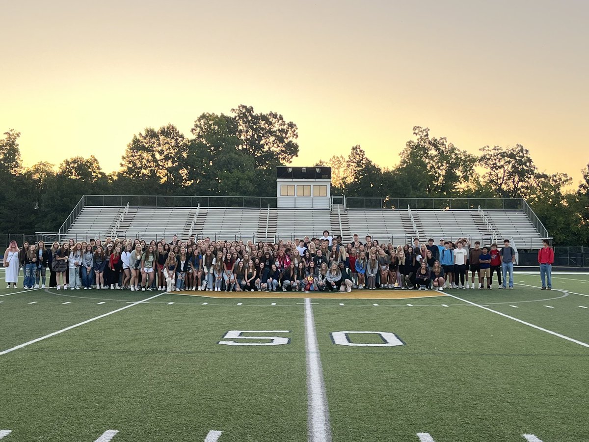 EricLeichtnam's tweet photo. CHS Class of 2024 - Senior Sunrise! Go Wolves! https://t.co/UB2Bhs0mOI