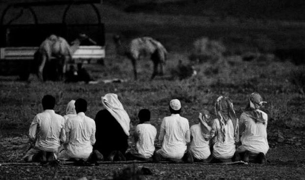 hiillr's tweet photo. ٰٰ
سـاجـدً  لله خضــوع  ورافـعً  لله  يديه 
والسماء مدرار والدنيا مناكبها عراضي https://t.co/JdWGM52Mhv