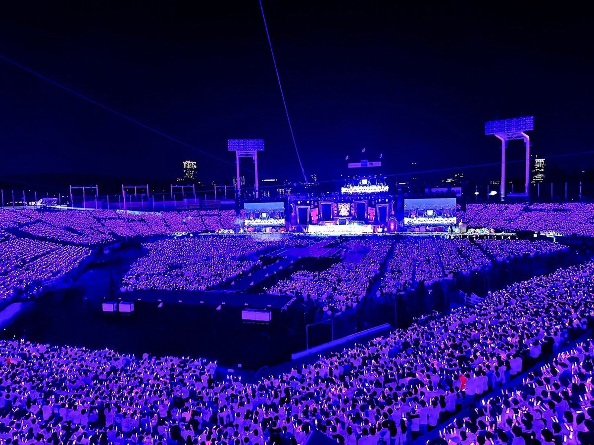 jingu_stadiumpr's tweet photo. ☪️乃木坂46 真夏の全国ツアー2023☪️
⁡
8/25〜28までの4日間、乃木坂46「#真夏の全国ツアー2023」が開催されました🍍

ツアーファイナルを飾る神宮球場でのライブ。今年もメンバーやファンの皆さんと素敵な夏の思い出を作ることができました☀️🏝️🍉🍧
⁡
#乃木坂46 #神宮球場 #やっぱ乃木坂と神宮だな https://t.co/SCwXcYh7ig