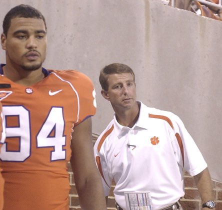 Clemson has opened the season on Labor Day just 3 times (1982, 2007 &amp; 2022).

In 2007, prior to Dabo taking over as interim in ‘08, the Tigers opened the season against FSU on Labor Day when he was still the WR coach. 

Pictured: Dabo and Phillip Merling  pregame vs FSU 07