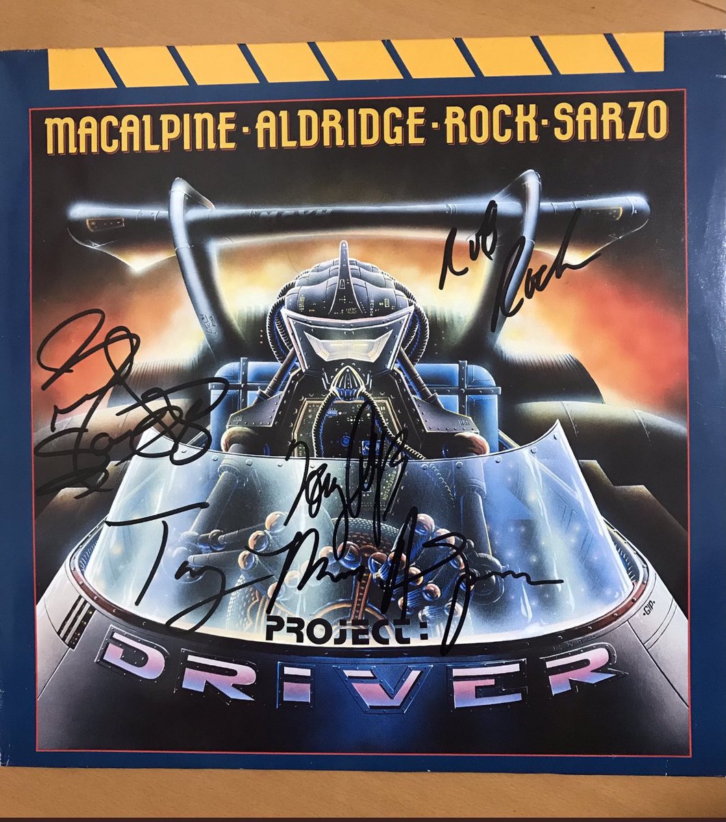 tatsurocker's tweet photo. おはようございます☀
本日も宜しくお願いします🙇♂️
Happy Birthday! Tony MacAlpine🎉
こちらはM.A.R.Sの『Project : Driver』のレコード。Rob Rock、Rudy Sarzo、Tommy AldridgeそしてTony MacAlpineが各それぞれ来日した際にサインを書いて貰いコンプリート。
#TonyMacAlpine
#MARS
#ProjectDriver https://t.co/xdA0M1BzgH
