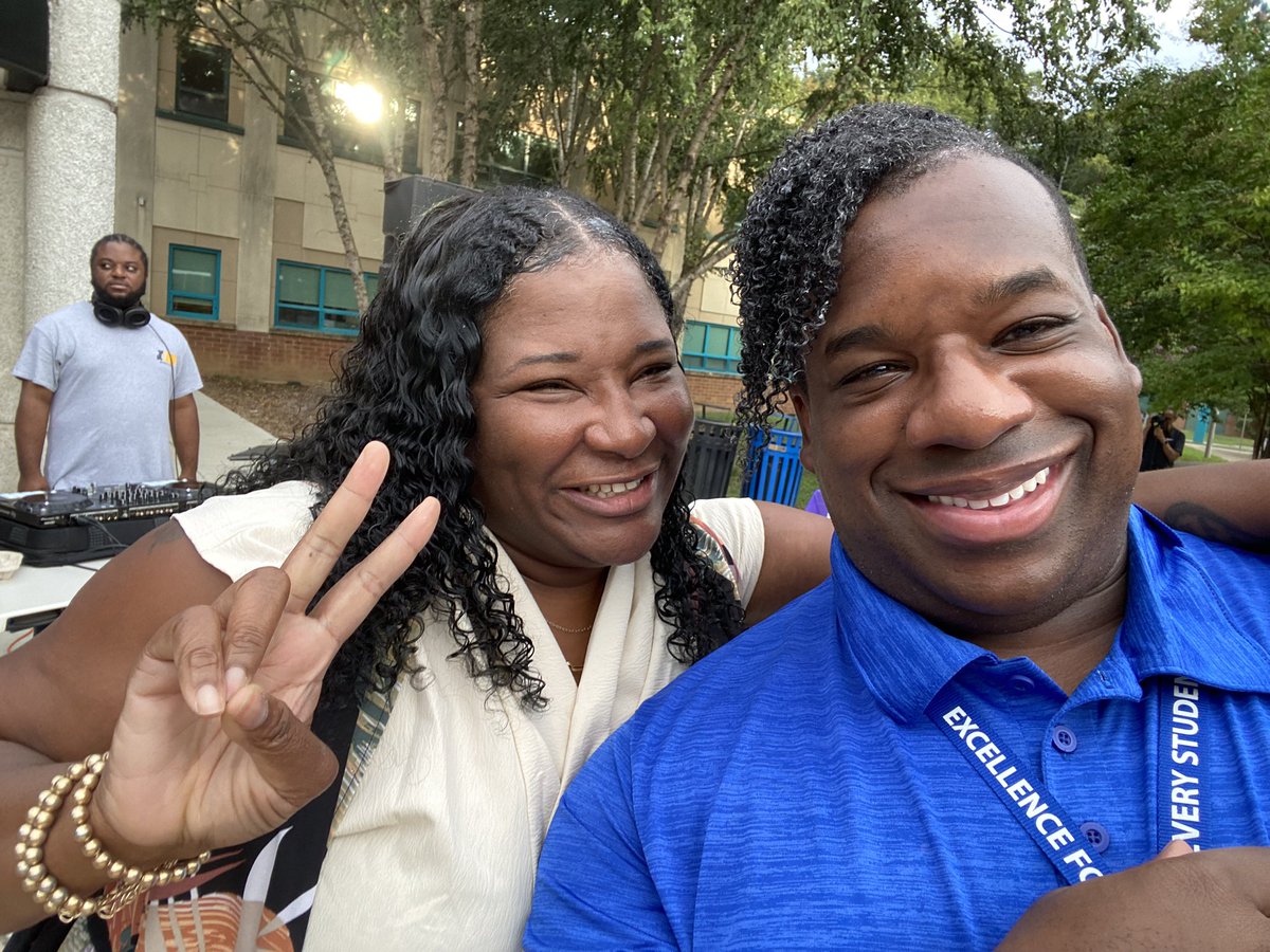 ACPSDarylJ's tweet photo. Another First Day of School is in the books for me, but these are some of my favorite moments from being at the Transportation Hub before the sun came up to having a former APS student be the DJ welcome students back. All in, it was a great day! #APSBack2School https://t.co/m0ljfMzC2s
