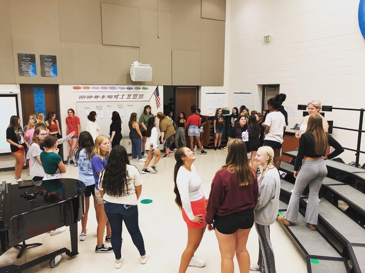 Jazz Rucker (@jazzrucker) on Twitter photo The impact of cooperative learning at work. There is elevation in the ācircle.ā #beginnings #choir #cooperativelearning #education #staleystrong <a href="/SHSFalcons/">Staley High School</a> The impact of cooperative learning at work. There is elevation in the ācircle.ā #beginnings #choir #cooperativelearning #education #staleystrong <a href="/SHSFalcons/">Staley High School</a>