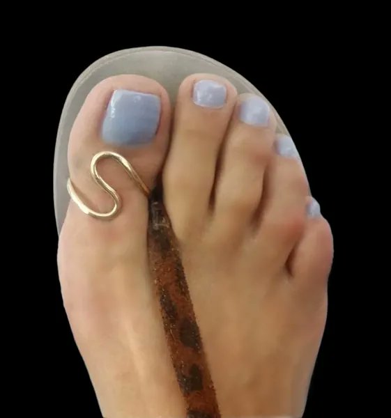 I just received Gold Big toe toe ring, 14k gold filled swirl big toe toe ring, adjustable, Big toe rings