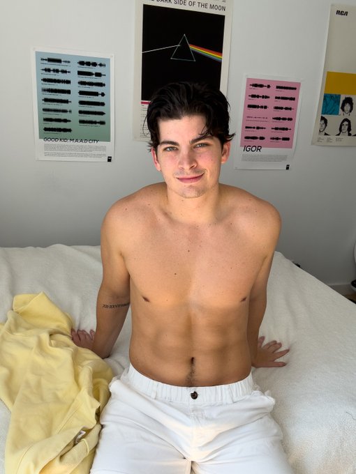 Good lighting and good vibes ☀️ https://t.co/z6Kwz1Eo6g