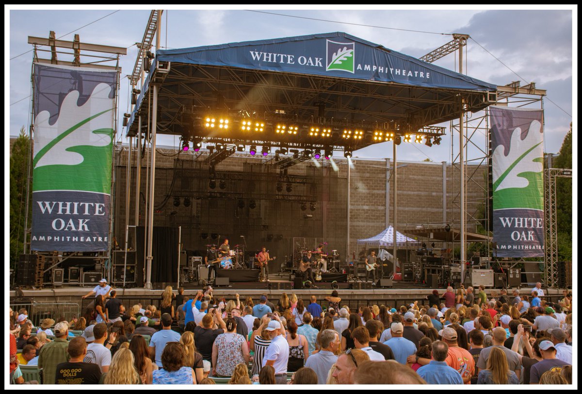 Twelve07Photo's tweet image. Some shots from OAR's set on the big night out. 💙🎶

@ofarevolution
@WhiteOakAmp
Greensboro, NC
08.02.2023

•

•

#oar #ofarevolution #marcroberge #bignightout #concert #concertphotographer