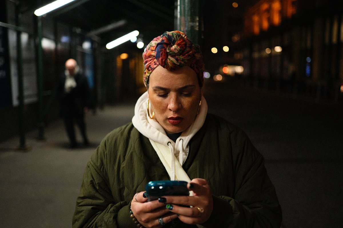 digitalnnyc's tweet photo. Waiting for directions 🗺️
📸: X-T5 // XF23MM F1.4 WR
#fujifilm #fujifilm_xseries #xt5 #xf23mmf14 #streetphotography #myfujifilmlegacy https://t.co/MxI21AdyV3