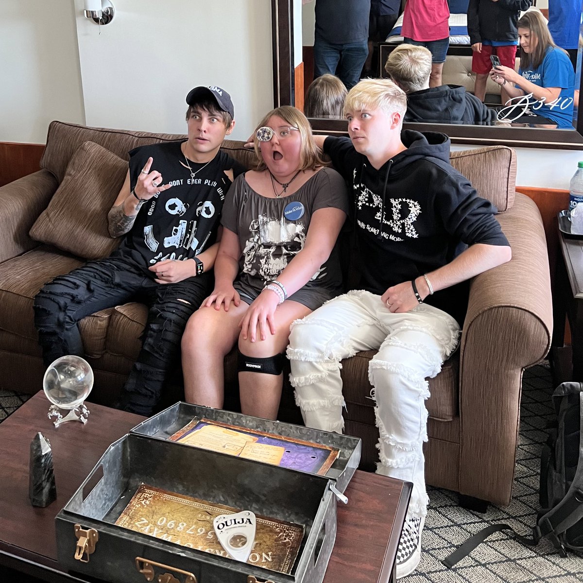 we said we would never return to the Queen Mary... but when we got the chance to meet our new friend Reece we OF COURSE said yes ♥️ thank you Reece and Make-A-Wish for an amazing day today
•
ps. yes we did a little investigation in B340 👀