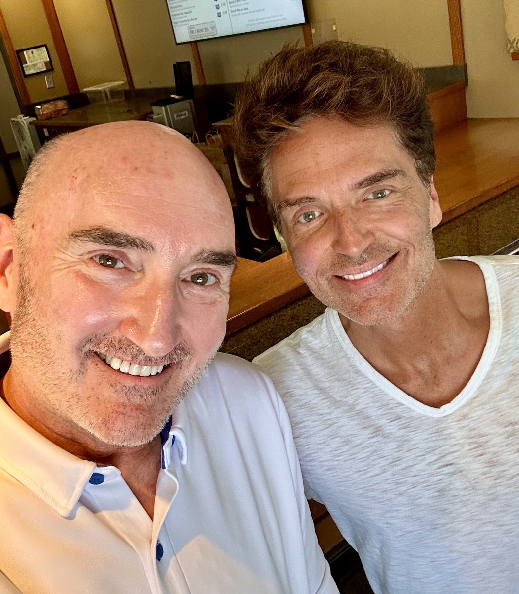 Just a few Chicago boys in Hollywood talkin’ bout home… <a href="/richardmarx/">Richard Marx</a>