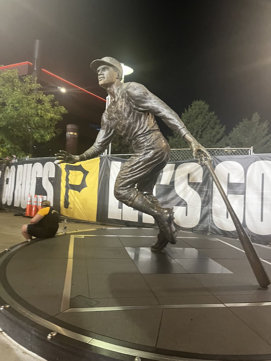 FacetheFacts15's tweet photo. Some great fun this weekend with the @Pirates at they honored our family member Roy Face into the 2023 Hall of Fame! #pirates #royface #mlb #pittsburgh https://t.co/SAC8jMo6vL