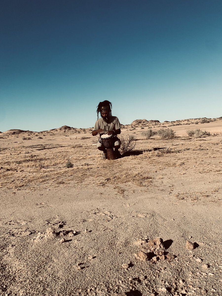 yahsimi's tweet image. Rastafari all ovah the world!