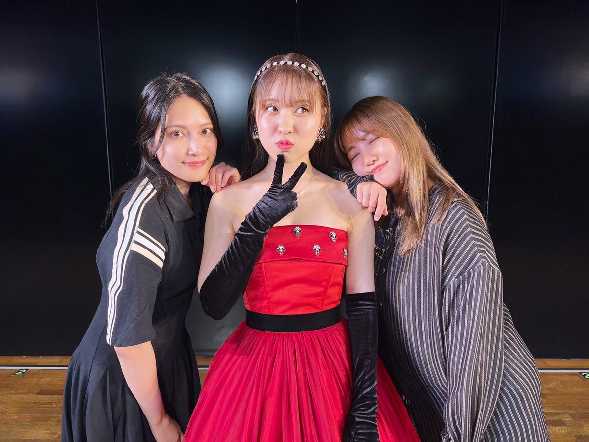 katorena_710's tweet photo. 卒業おめでとう💐
＠chiyori_n512 https://t.co/PEGw83Ep2k