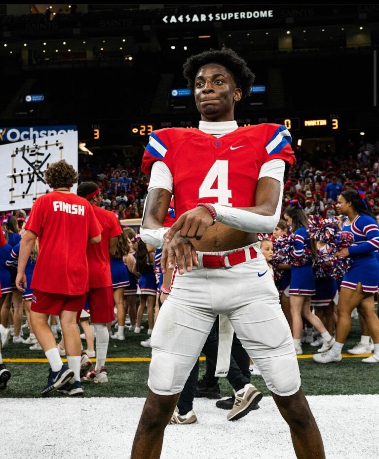 Hey everyone! Check out the latest article in our 2023 Louisiana Prep Football Preview covering the 28x state champion John Curtis Patriots and the soon-to-be winningest high school football coach in US History, J.T. Curtis! @mikee4k_ @richiemills READ: lafootballmagazine.com/john-curtis-ch…