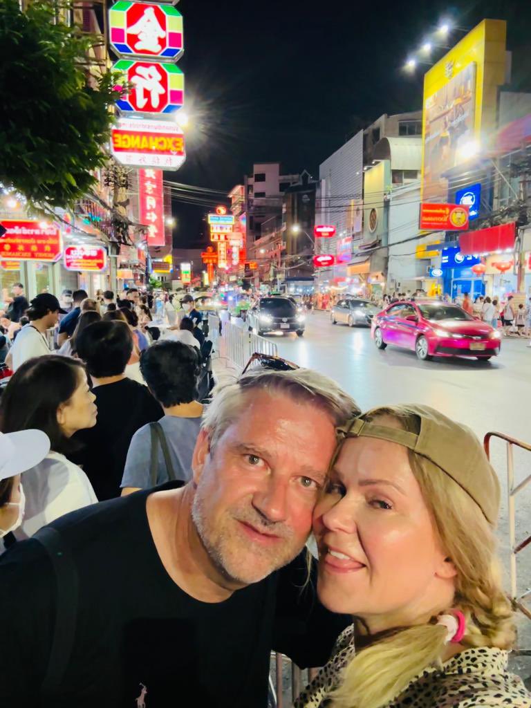 paulfishermusic's tweet photo. One Night in Bangkok! @EmilyONeill1 x https://t.co/4hg6BMQibP