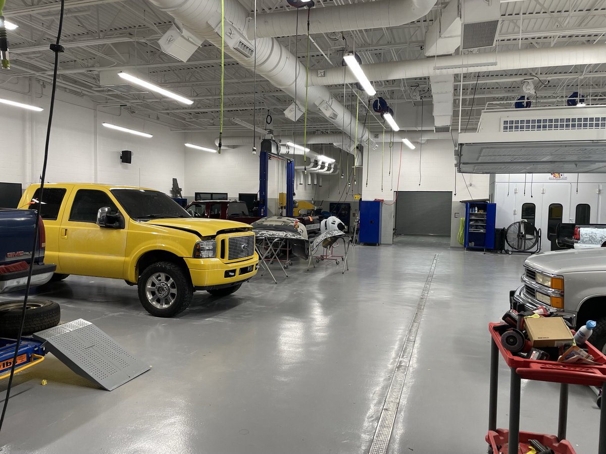 RonLWhitson's tweet photo. It was good to be at  Mesquite Vanguard High School today working with the Advisory Committee for both Automotive and Collision Technology programs.  Both programs completed the program self-evaluation today and are now ready to make application for  ASE accreditation. @CTE_MISD https://t.co/zP1ReXDu8E