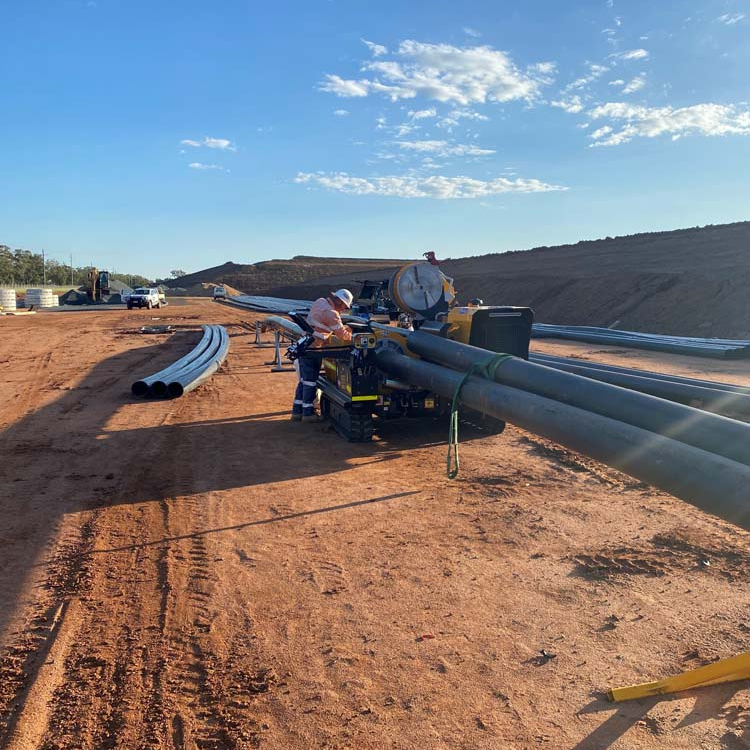 7.5km of #poly welded in 6 days 🔥

#HDPE ranging from 250mm to 180mm on a  goldmine in remote and rural Australia.

No room for error as #Burtin and #PolyForce

worldpoly.com/polyforce-trac…