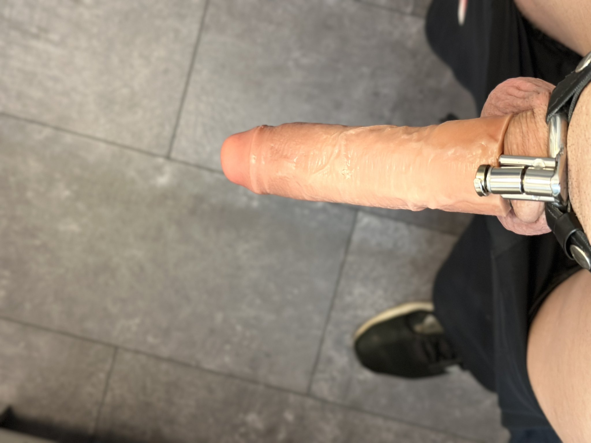 2 pic. Cock #3 this one puts my clittie to shame and totally satisfied the miss’. Made her cum like never before. #sissy #chastitycage https://t.co/39nfcwtZrM