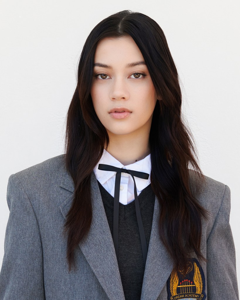 KATSEYE_UPDATES's tweet image. Name: Megan
Age: 17
Home Country: USA