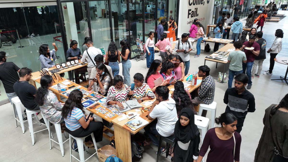 Ravi_1836's tweet image. A biggest gathering around 750  Creative minds at #Tworks for Workshops Organised #Tworks #AnInchAugust #BeyondHyderabad #HyderabadCyclingRevolution

Thank you @KTRBRS @KarampuriSujai for great facilities (Indian Largest Hardware Prototype) 

 @HydcyclingRev @sselvan @Anjani_Tsn