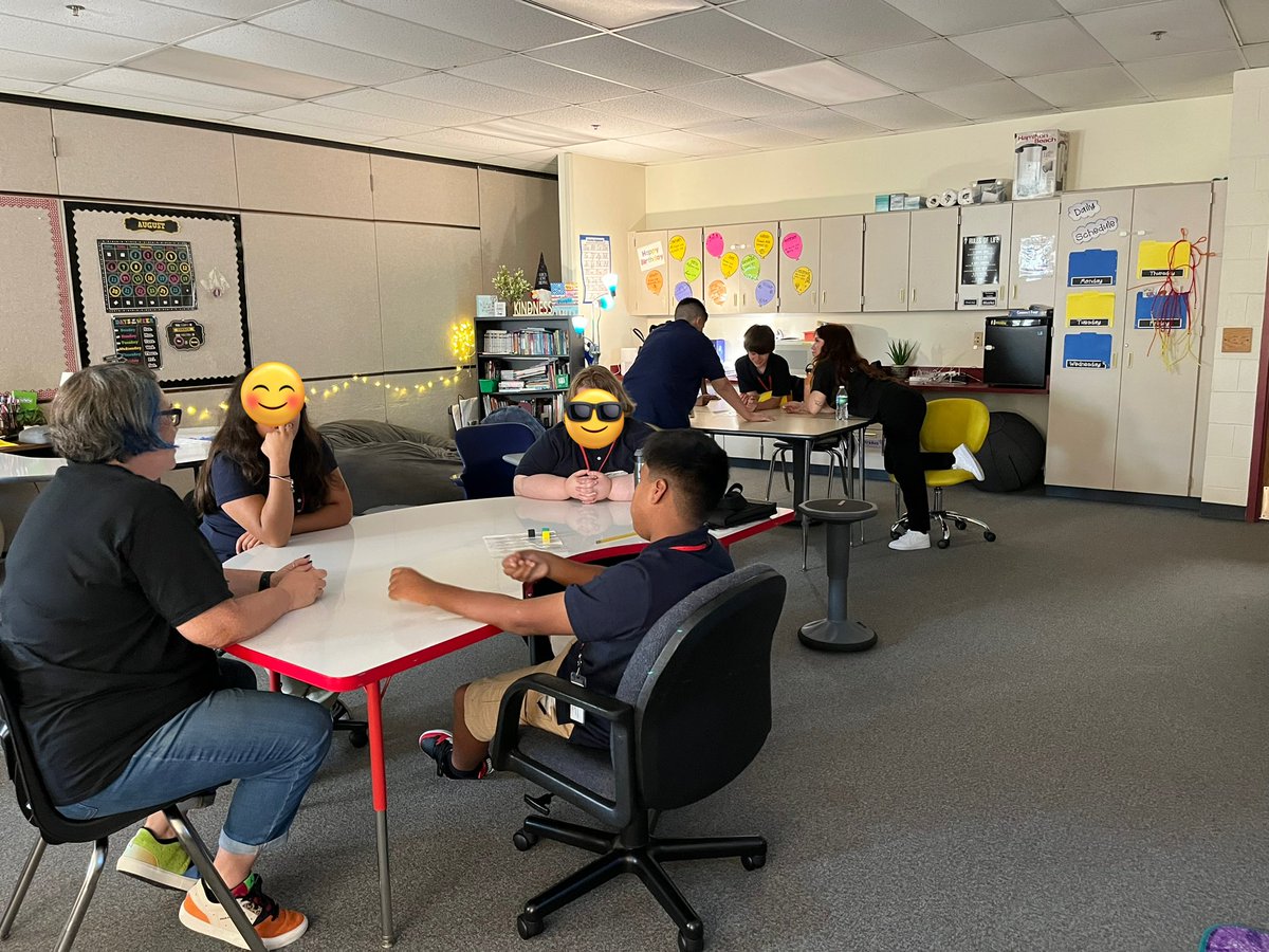 Some pretty cool kids getting to know more about each other! 😊