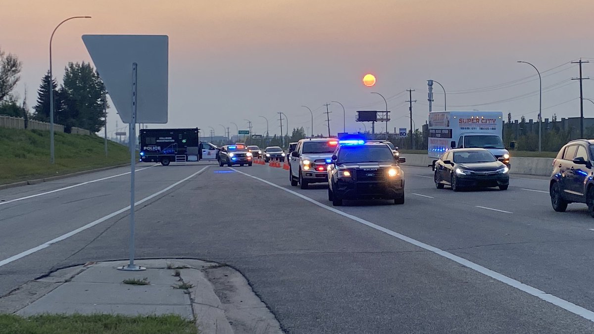 Edm Police Motor-Vehicle Collision Unit is on scene investigating a serious collision involving a motorcycle &amp; and a Sedan near the exit ramp on  Whitemud Dr E &amp; 34 St. Motorists are advised to avoid the area &amp; details will be provided as they become available. #yeg #yegtraffic