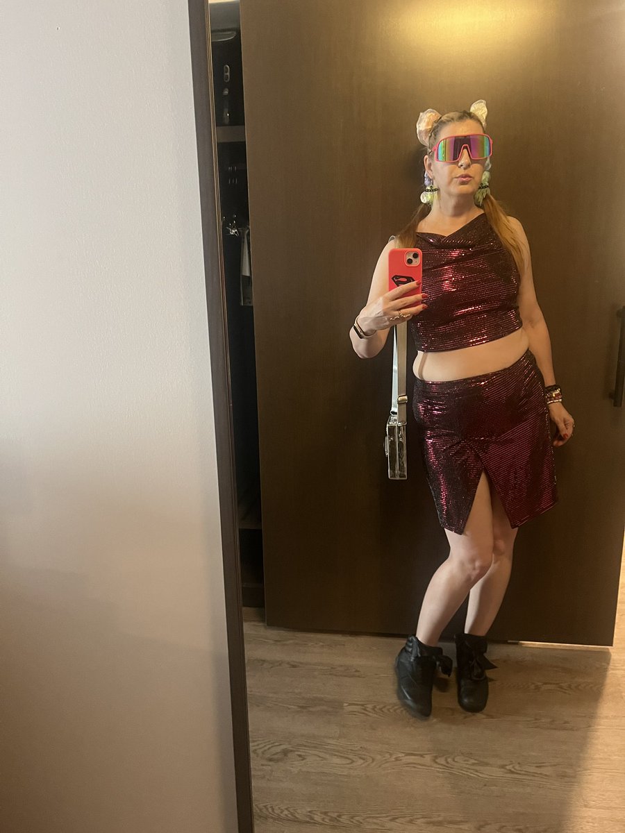 Amy aka Scarlet Witch of Sports tweet media