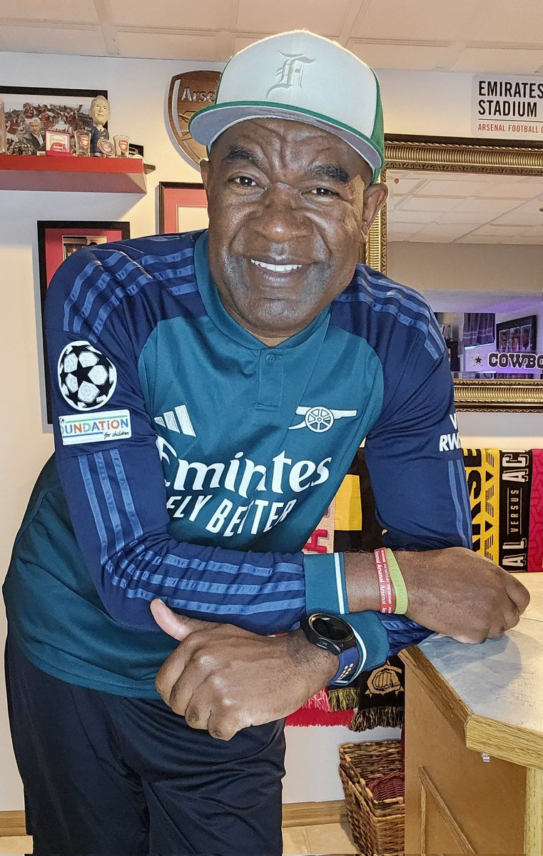 Ni_mark's tweet image. Can you tell I love this third kit.. 
@ben6white #arsenal #Thirdkit #COYG