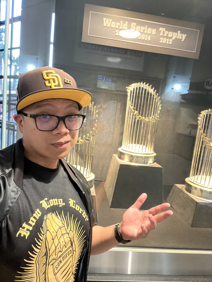 hailmaestro's tweet photo. I don’t know how many, “How long, Lords” I have left but I got you, @familymanbro! YMB x FMB #GoPadres #DiegototheBay #howlongLord 🤎💛 https://t.co/rNQNU0BPZ8