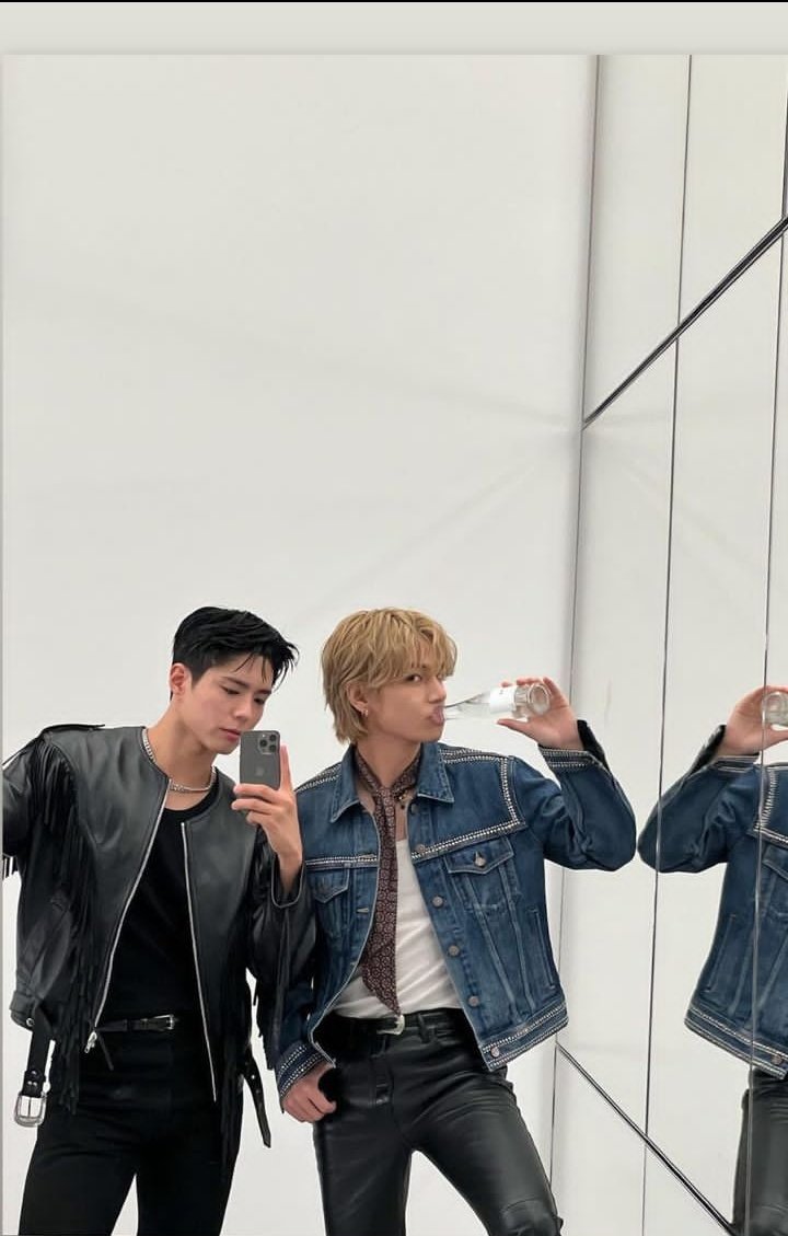 thv__km's tweet photo. #bogummy &amp; #KimTaehyung 

📸✌️~~ https://t.co/8Qf6HM3oEX
