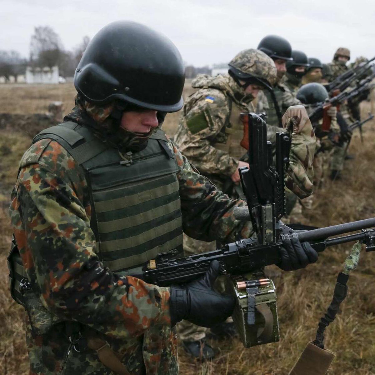 Mid-2010s ukrainian military aesthetics are interesting