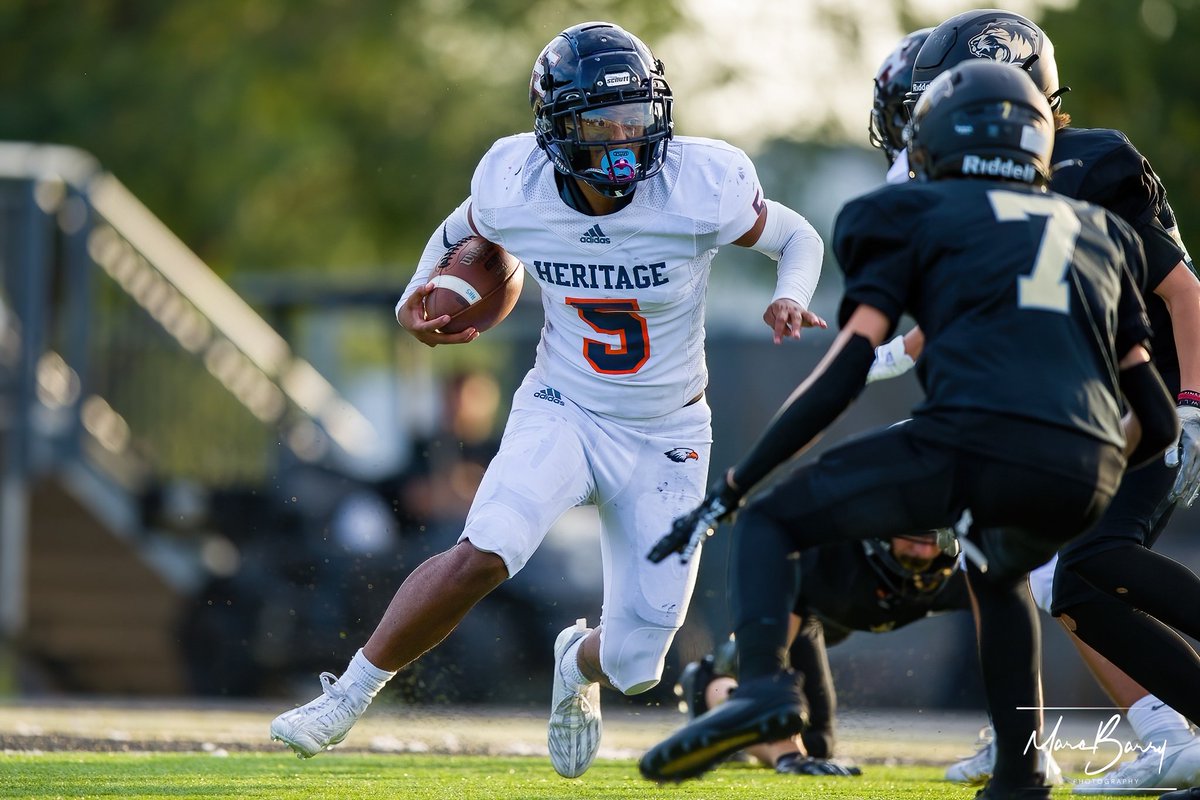 MarcBarryPhoto's tweet photo. @RogersHeritage 9th grade football action Monday. Full gallery at https://t.co/HfcL1Erpdo

@war_heritage @WarEaglesFB https://t.co/cINw3CN7C7
