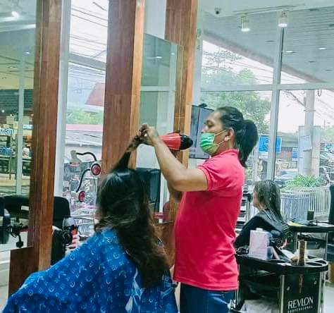 CityMallPh's tweet image. Get ready to slay with a fresh new look! 💇‍♀️✨ Step into Bliss Salon and let their expert hairstylists work their magic. Visit their branch at CityMall Calamba

#CityMallPH #BlissSalon #Calamba