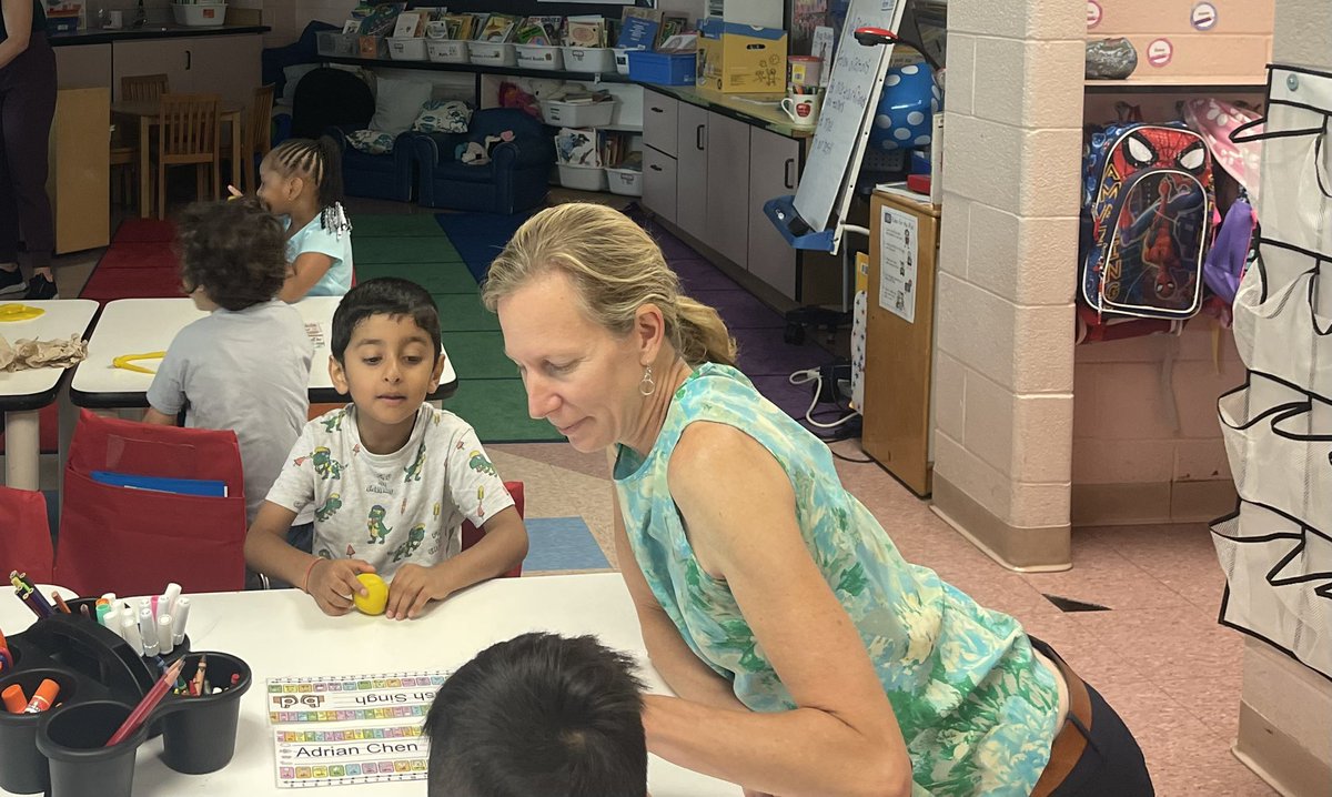 Thank you Chief Milberg for visiting CWLA classrooms on our first days of school! We appreciate your support! <a href="/CPSNetwork6/">CPS Network 6</a> <a href="/PedroCPSCEO/">Pedro Martinez</a> <a href="/CPSCEdoBogdana/">Bogdana Chkoumbova</a>
