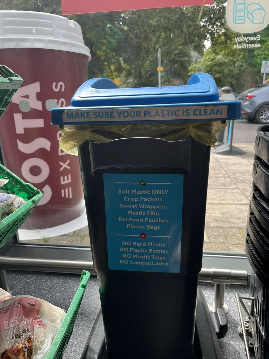 CoopLucinda's tweet photo. Soft plastic recycling bin at Beckenham coop to do a bit more for the environment #ItsWhatWeDo #Coop #Beckenham #Community https://t.co/9bPyHhqTmF