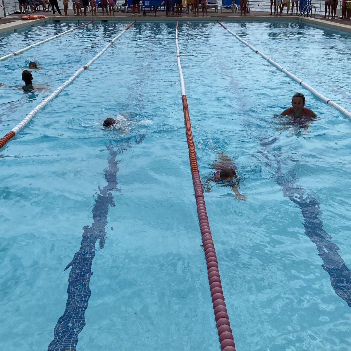 cnelbalis's tweet photo. Campionat Social de Natació 2023🏊‍♀️

El passat 26 d'agost es va celebrar el campionat social de natació on els participants i públic va poder gaudir d'una jornada plena d'emocions i alegries. 

#cnelbalís #maresme #llavaneres #ADNBalís https://t.co/4Ay5UhEWCP