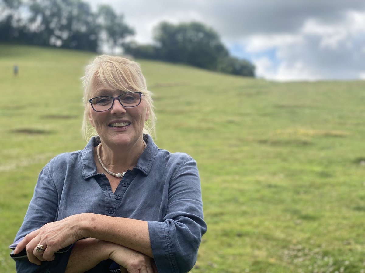 Sally Cook, custodian of Bath’s Natural Burial Site at Midford gives a moving description of why natural burial are important to saving the Planet. Listen in on #radiobath #Earthmatters mixcloud.com/radiobath/eart…  #joannawright #naturalburial #ecofunerals #greenmatters #zerocarbon