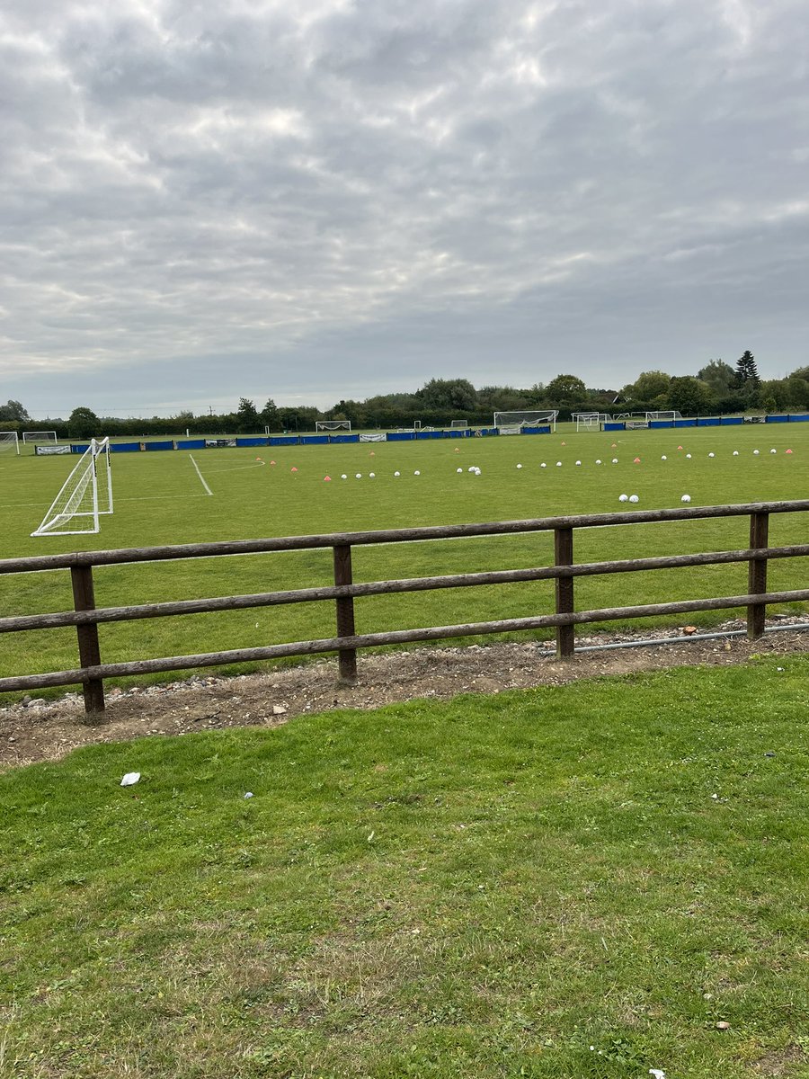 Looking forward to day 1 of our girls football camp @HPFC_1903Youth supported by @ActiveEssex #findyouractive #thisgirlcan